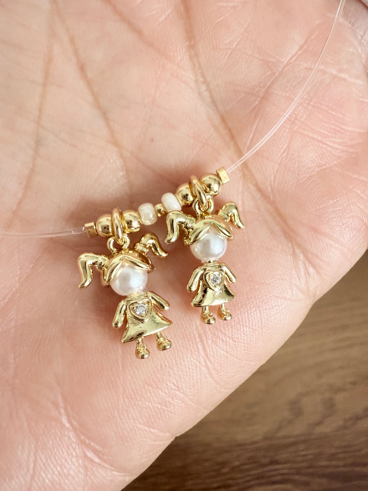 Niños con perlas ( Lee la descripción)