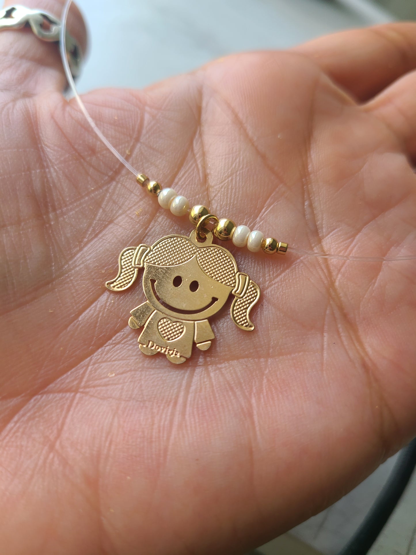 Niña ( Lee la descripción)