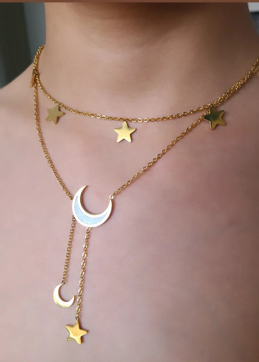 Cadena de Luna y Estrellas.