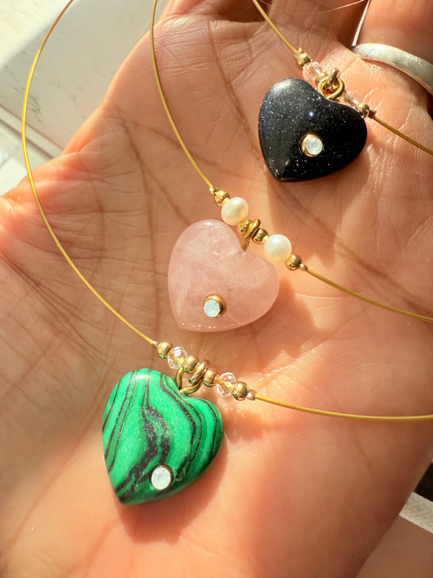 Corazones en piedras( Lee la descripción d las medidas)